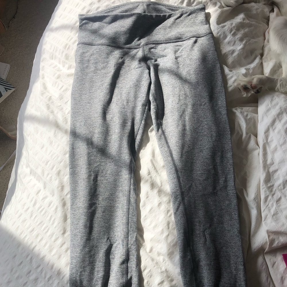 Grey Lululemon wonder under full length size 6